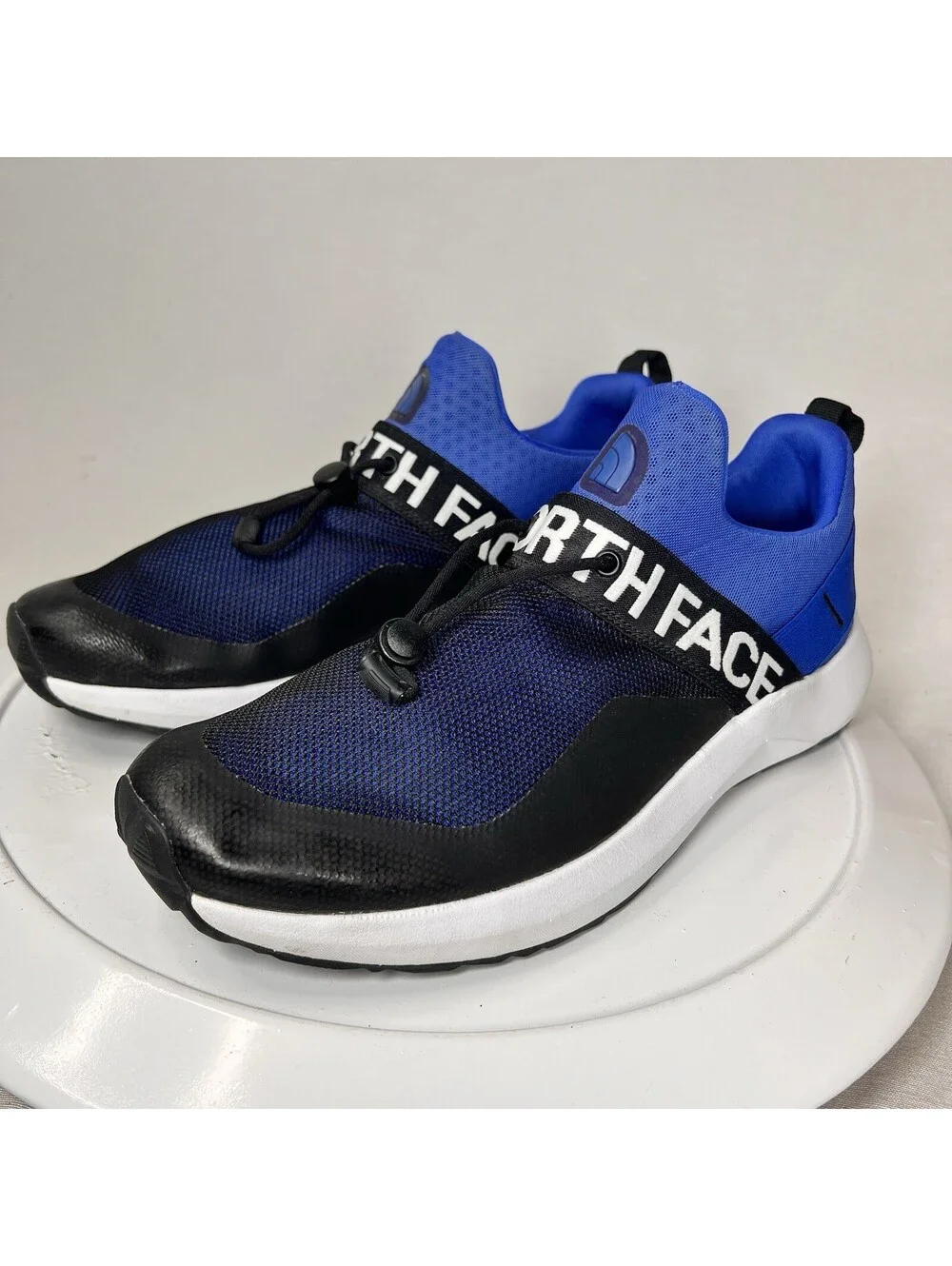 The North Face Surge Pelham Running Training Slip On Sneakers Men’s US 11.5
